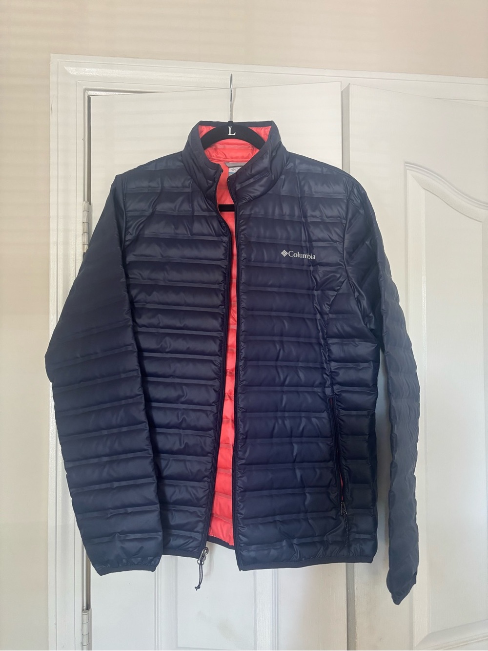 Columbia Women’s Puffer Jacket - Navy with Coral interior